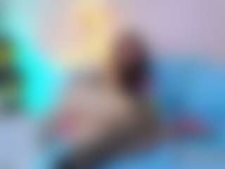 Live cam show with little-aprill - College MILF on xxxlivecams.org