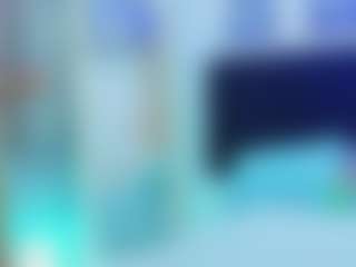 Live cam show with little-aprill - Middle Aged on CamClone