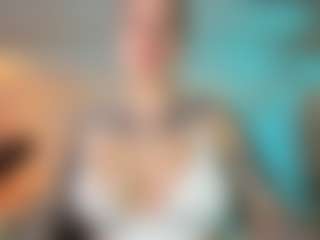Live cam show with honeymoann - Green Eyes on Dolls Live