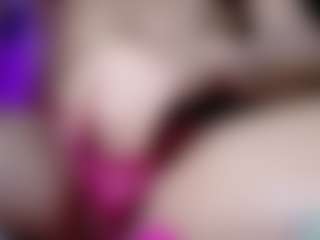 Live cam show with Karoolyna - Body on Streamer API