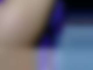 Live cam show with Karoolyna - Ride on Camiplay Live