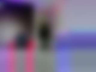 Live cam show with Karoolyna - Big Clit on Fling VIP Chat