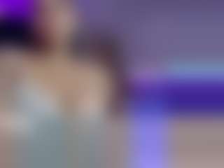 Live cam show with Karoolyna - Body on SxyPornLive
