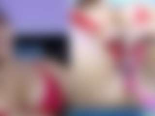 Live cam show with Karoolyna - Morena on Milf Play