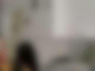 Live cam show with Karoolyna - Legs on Soda Cam