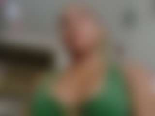 Live cam show with Karoolyna - Ride Torso on Camsoda