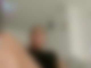 Live cam show with Karoolyna - Ride on Camversity