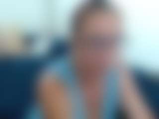 Live cam show with LadyHellene - Shaved Pussy on Chatstar