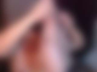 HotcumBella's Live Sex Cam Show