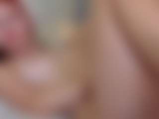 Live cam show with Anora - No Drinking on Livezox