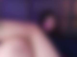 Queen's Live Sex Cam Show