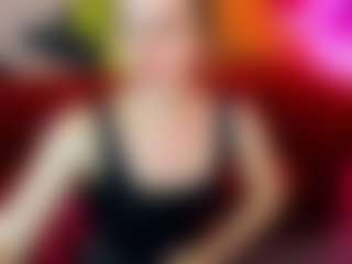 MaribelRiverr MILF webcam performer live streaming