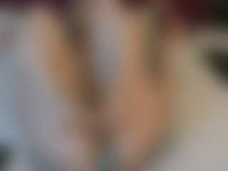 DesperateClit's Live Sex Cam Show