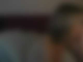 Live cam show with DesperateClit - Strapon on CamClone