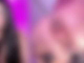 Live cam show with PurryBella - Petite on Camsoda