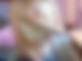 Live cam show with Melissa - Spy on MyBangCams
