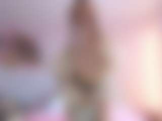 Live cam show with Melissa - Spy on live18s.com