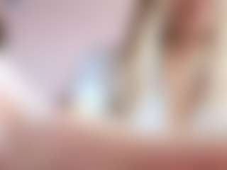 Live cam show with Melissa - Cono Afeitado on Stripli.com
