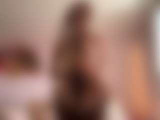 Live cam show with Melissa - Cute on Chatstar