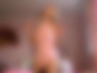 Live cam show with Melissa - Spy on Sweet Sext