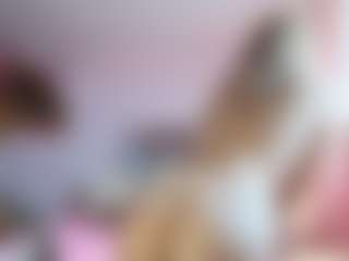Live cam show with Melissa - Cono Afeitado on friskycurves.com
