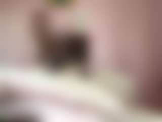 Live cam show with Melissa - College MILF on Camsoda