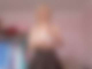Live cam show with Melissa - Lovely on CamClone