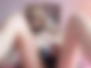 Live cam show with Melissa - Blonde Hair College on xblisslive.com