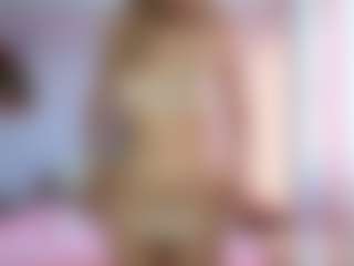 Live cam show with Melissa - Erotic Dance on Camsoda