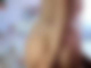 Live cam show with Melissa - Cosplay MILF on slutload