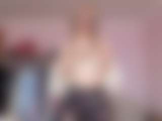 Live cam show with Melissa - Cono Afeitado on Latina Girls
