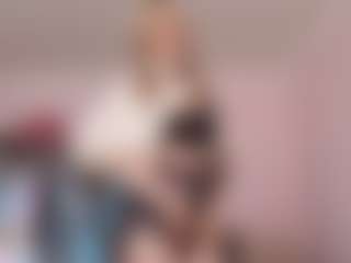 Live cam show with Melissa - Spy on SxyPornLive