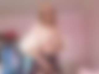 Live cam show with Melissa - Spy Blonde Hair on Camsoda