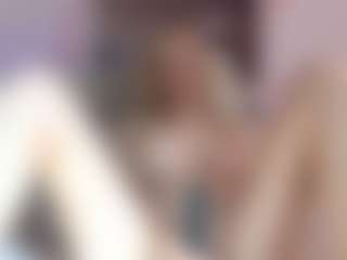Live cam show with Melissa - Legs on Fit Hotties