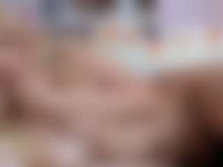 Live cam show with Melissa - Oil on TastyBlacksLive