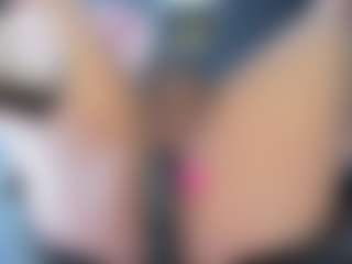 AragonWc's Live Sex Cam Show