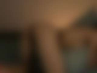 GeneviveGinanni's Live Sex Cam Show