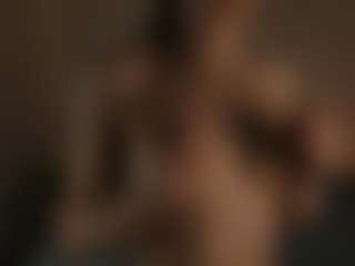 GeneviveGinanni's Live Sex Cam Show