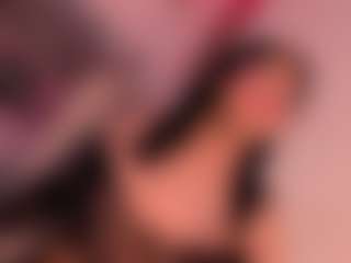 isabella-hot's Live Sex Cam Show