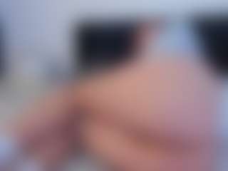 Live cam show with melanie-rouxs - Red Hair Teen (18+) on Soda Cam