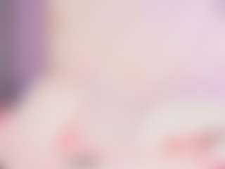 Live cam show with MELODYHANTZ - Smoking on Camsoda