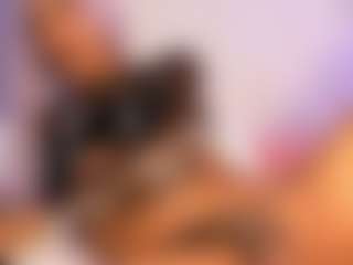 Live cam show with MELODYHANTZ - Small Tits on Camsoda