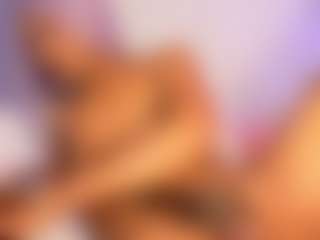 Live cam show with MELODYHANTZ - Muscular on madthumbs