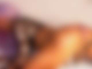 Show en direct avec MELODYHANTZ - Canadian sur Camsoda | colombia