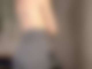 RossieFontecchio's Live Sex Cam Show