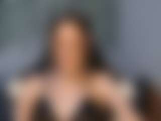 Live cam show with RossieFontecchio - Angel on Milfs Live