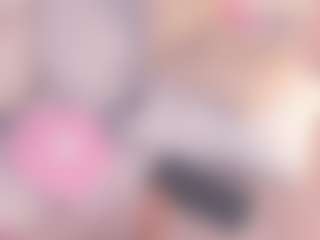 Live cam show with April Grey - Average on nudelive.tv