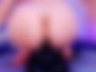 aurora-mr's Live Sex Cam Show