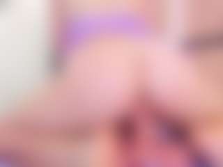 Live cam show with Chloe-Cortez - Cum In Pussy on SinfulBabes