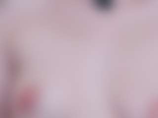 Live cam show with Chloe-Cortez - Petite on Camiplay Live